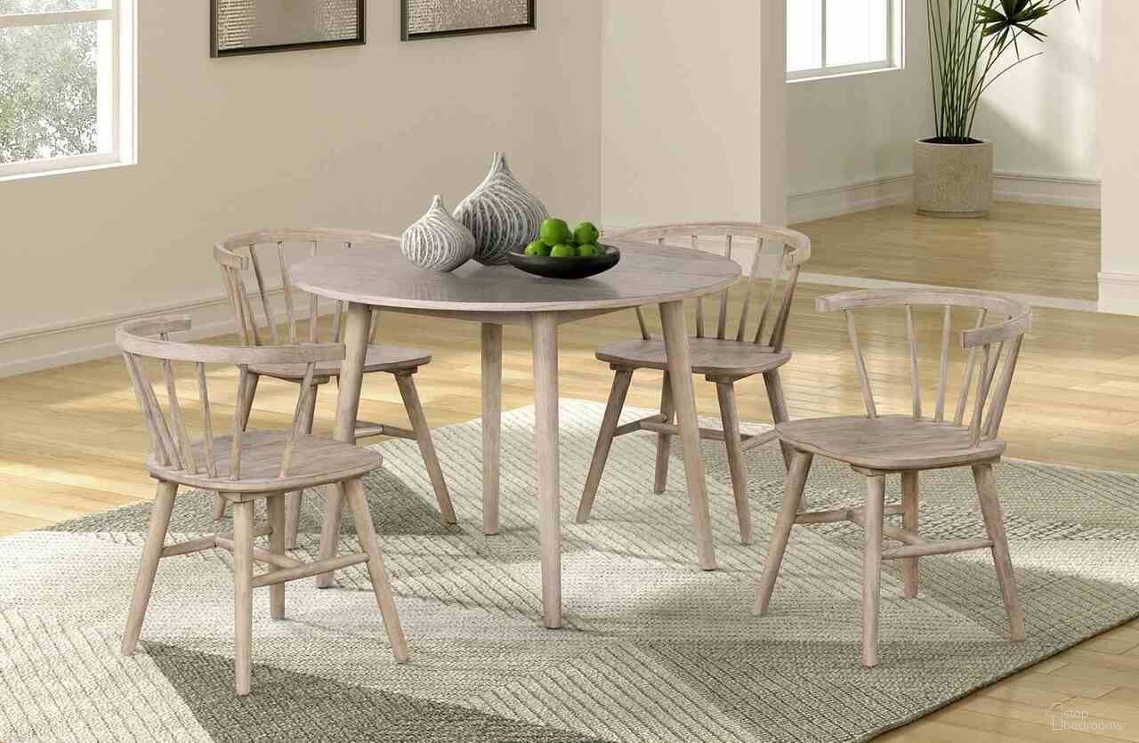The appearance of Yate Round Dining Room Set In Natural Oak designed by Furniture of America in the modern / contemporary interior design. This natural oak piece of furniture  was selected by 1StopBedrooms from Yate Collection to add a touch of cosiness and style into your home. Sku: FM3102NT-RT;FM3102NT-SC-2PK. Table Top Shape: Round. Material: Engineered Wood. Size: 42".