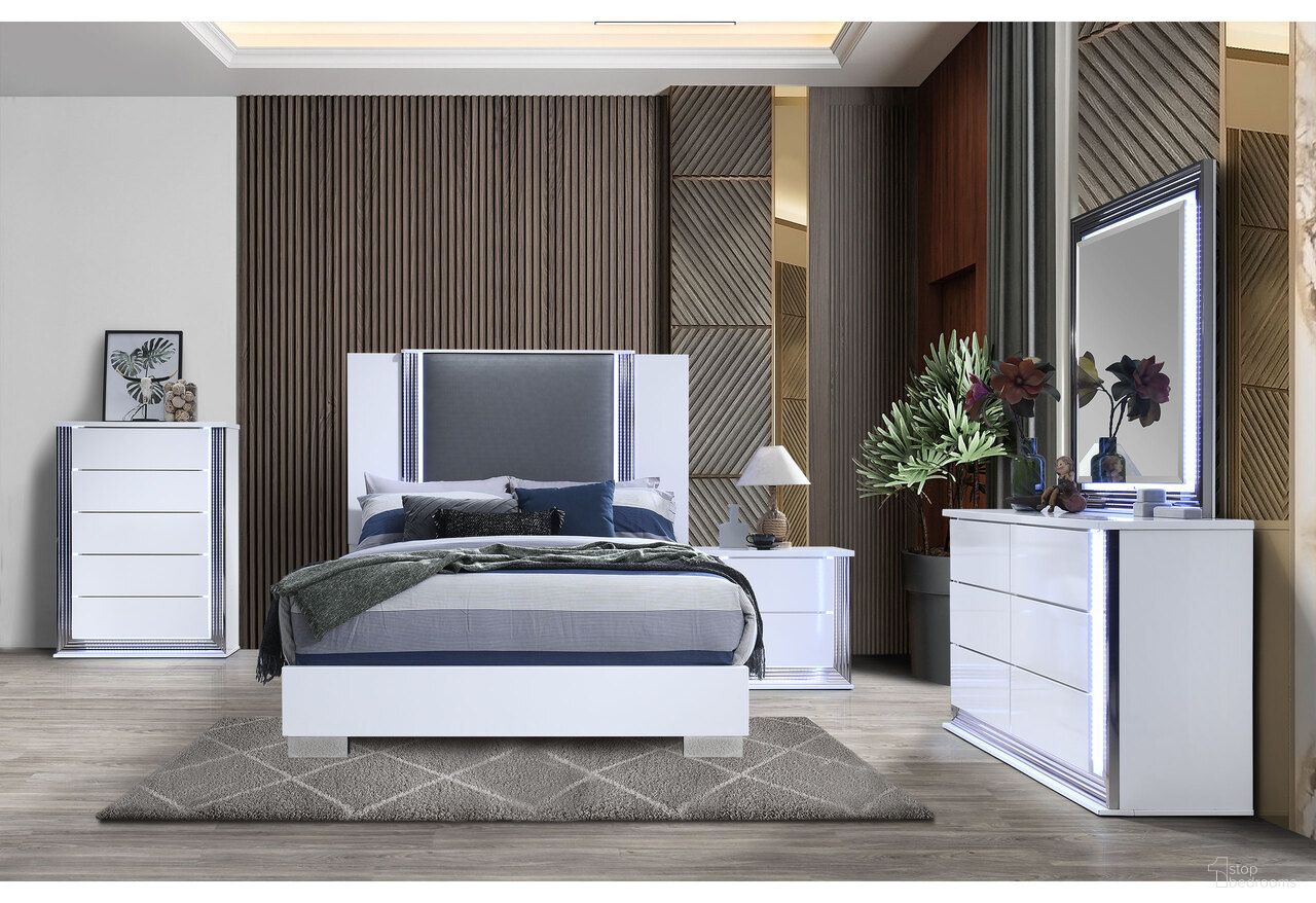 Ylime Bedroom Set with LED Fully Slatted In Smooth White