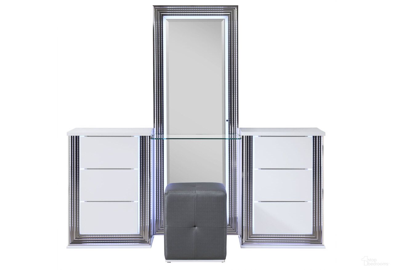The appearance of Ylime Vanity Set-N In Smooth White designed by Global Furniture USA in the modern / contemporary interior design. This smooth white piece of furniture was selected by 1StopBedrooms from Ylime Collection to add a touch of cosiness and style into your home. Sku: YLIME-SMOOTH WHITE-FLOOR MIRROR W/ LED;YLIME-SMOOTH WHITE-RAF VD W/ LED;YLIME-WHITE-VS;YLIME-SMOOTH WHITE-LAF VD W/ LED. Material: Chip Board.