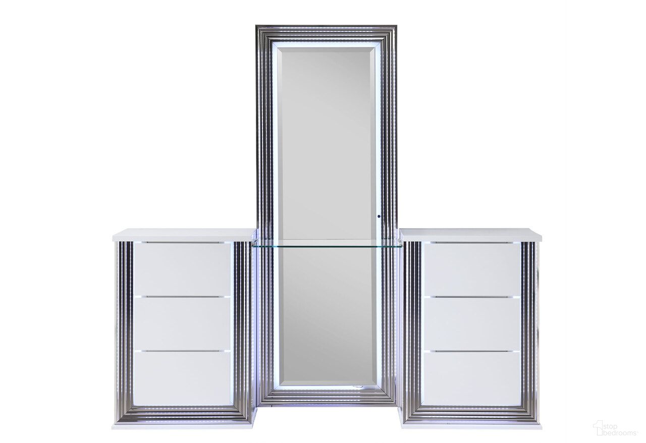 The appearance of Ylime Vanity with LED In Smooth White designed by Global Furniture USA in the modern / contemporary interior design. This smooth white piece of furniture was selected by 1StopBedrooms from Ylime Collection to add a touch of cosiness and style into your home. Sku: YLIME-SMOOTH WHITE-FLOOR MIRROR W/ LED;YLIME-SMOOTH WHITE-LAF VD W/ LED;YLIME-SMOOTH WHITE-RAF VD W/ LED. Material: Chip Board.