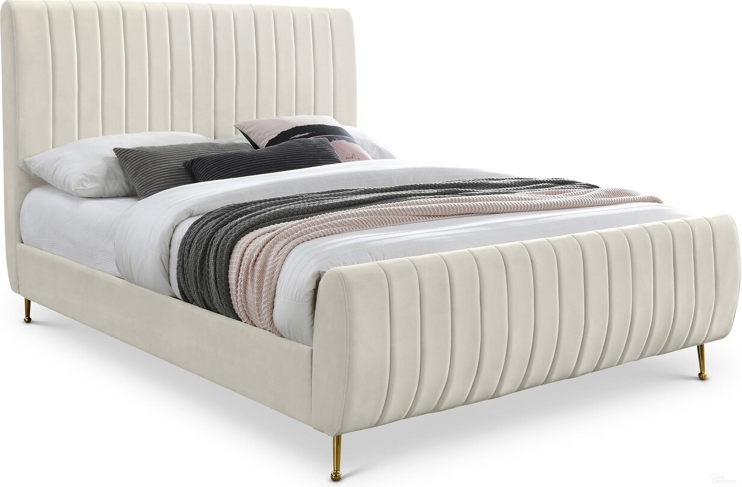 The appearance of Zara Velvet Queen Bed In Cream designed by Meridian in the modern / contemporary interior design. This cream velvet piece of furniture was selected by 1StopBedrooms from Zara Collection to add a touch of cosiness and style into your home. Sku: ZaraCream-Q Box 1/3 (Headboard);ZaraCream-Q Box 2/3 (Footboard & slats);ZaraCream-Q Box 3/3 (Side rail & slats support bar). Bed Type: Panel Bed. Bed Size: Queen. Material: Velvet.