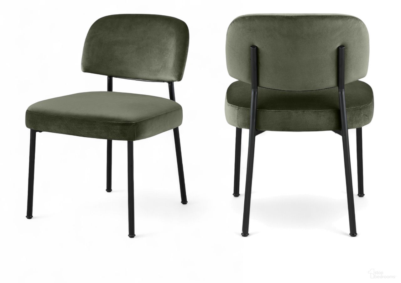 The appearance of Zarelle Performance Fabric Upholstered Dining Chair Set of 2 In Black and Green designed by Meridian in the modern / contemporary interior design. This black/green piece of furniture was selected by 1StopBedrooms from Zarelle Collection to add a touch of cosiness and style into your home. Sku: 88021Green-C. Material: Polyester. Chair Type: Side Chair.