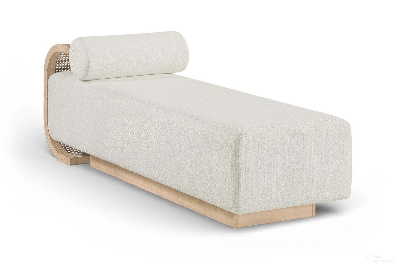 Zephyr Linen Textured Fabric Upholstered Chaise In Cream