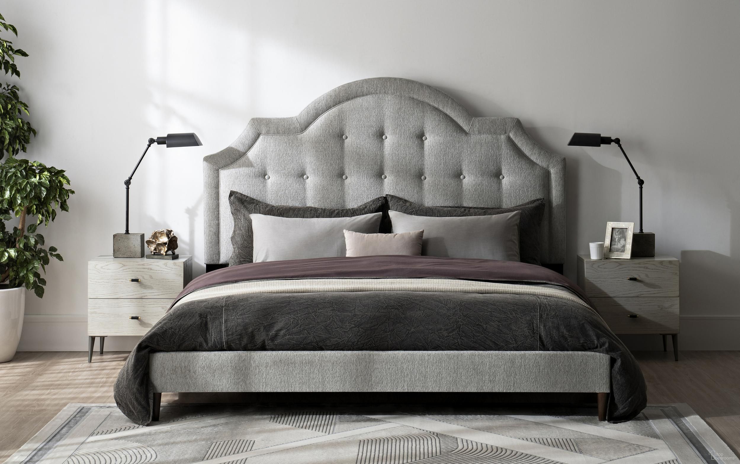 Zest Upholstered Bedroom Set With Welt In Light Grey