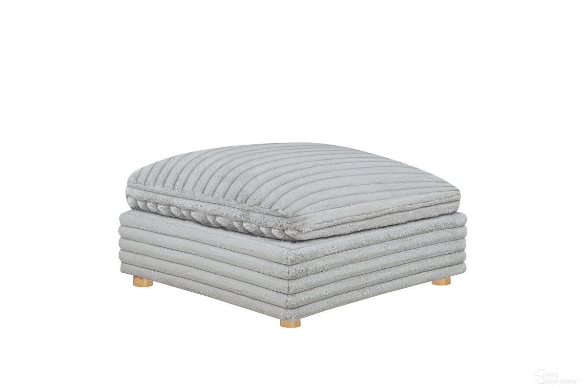 The appearance of Zoie Corduroy Velvet Ottoman in Light Gray designed by Best Quality Furniture in the glam interior design. This light gray piece of furniture was selected by 1StopBedrooms from Zoie Collection to add a touch of cosiness and style into your home. Sku: SE08-OT. Material: Corduroy.