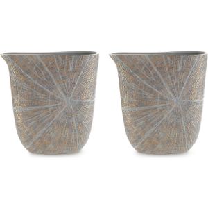 The appearance of Ardenley Antique Gold Finish Vase Set of 2 designed by Signature Design by Ashley in the interior design. This piece of furniture was selected by 1StopBedrooms from to add a touch of cosiness and style into your home. Sku: ASL-A2000608.