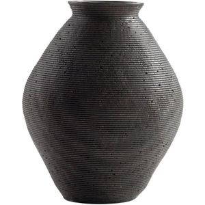 The appearance of Hannela Antique Brown Small Vase designed by Signature Design by Ashley in the interior design. This piece of furniture was selected by 1StopBedrooms from to add a touch of cosiness and style into your home. Sku: ASL-A2000511.