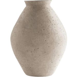 The appearance of Hannela Antique Tan Large Vase designed by Signature Design by Ashley in the interior design. This piece of furniture was selected by 1StopBedrooms from to add a touch of cosiness and style into your home. Sku: ASL-A2000514.
