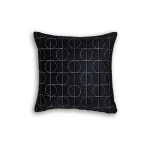 Kydner Pillow Set of 4 In Black and Silver