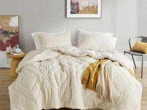 Kyla Double Diamond Quilted Teddy Comforter Set In Ivory