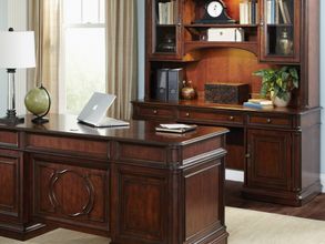 Brayton Manor 5 Piece Jr Executive Set In Cognac