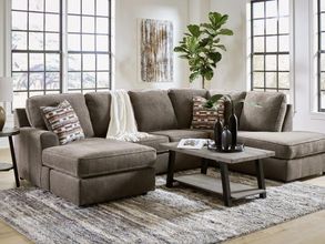O'Phannon 2-Piece RAF Sectional With Chaise In Putty