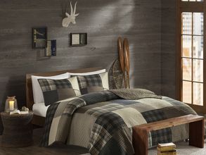 Winter Cotton Printed Pieced 3 Piece Queen Quilt Mini Set In Tan